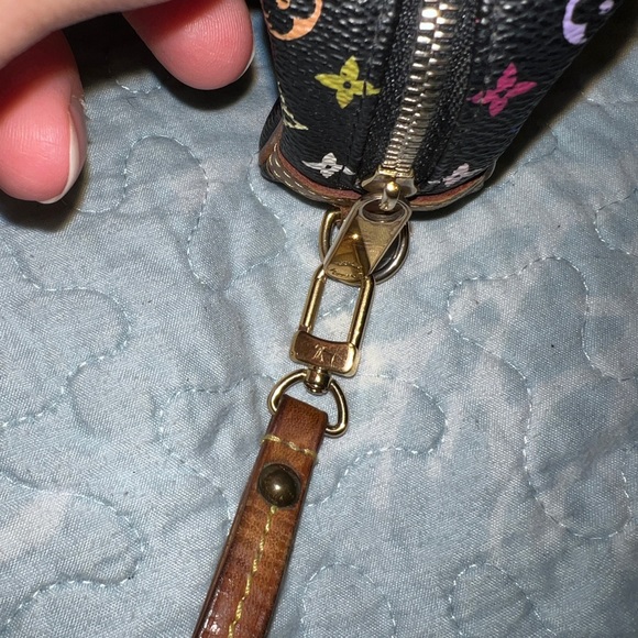 Authentic Louis Vuitton Multicolor Black Murakami Trousse Wapity Pouch & Strap - Picture 4 of 16